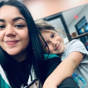 Meet your Posher, Jael